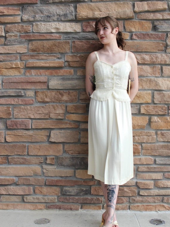 1970s Gunne Sax Two-Piece Set: Embroidered Floral Lace Cami and Skirt (XS/S)