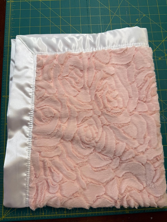 Shell pink rose pattern minky baby blanket 25 x 29 and FREE embroidery