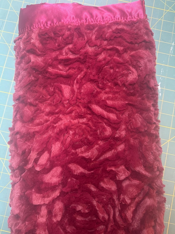 FREE embroidery burgundy rose pattern minky and satin throw blanket