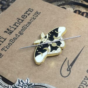 needle minder, needle keep, needle magnet, needle nanny, cross stitch, embroidery, needle point, magnetic needle