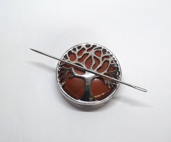 Tree of life needle minder,1 inch needle minder,cross stitch,Quilting,stitchers gift,sewing accessories,magnetic minder