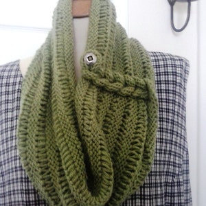 PDF pattern for a Knitted Cowl with buttoned braid.