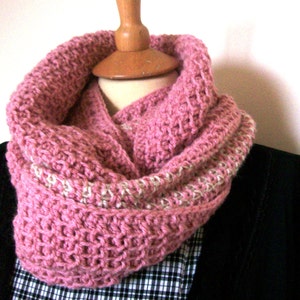 Pattern for Crocheted Cowl. Unisex.