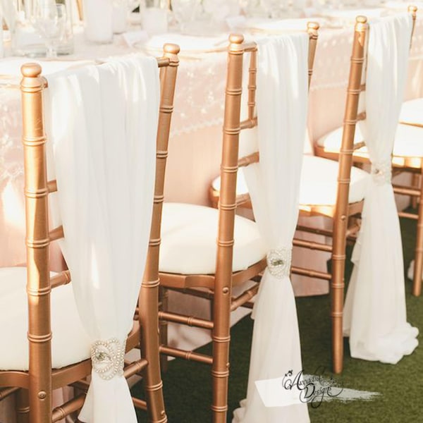 Natürlicher weißer Chiffon Drape Chair Sash für romantische Brautstuhl Dekoration. Hochzeitsfeier Verlobungsdekoration