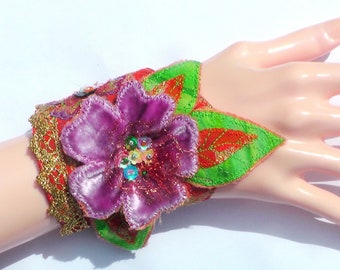 Fabric bracelet. textile cuff. Beaded flower cuff