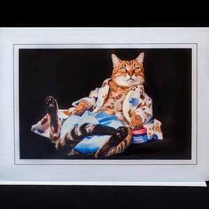 Get Well Cat Card-Cat portant un pyjama-carte de vœux pour les amoureux des chats