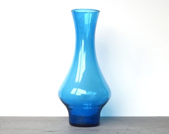 Vintage turquoise glass vase Mid century retro Bulbous Scandinavian style glassware