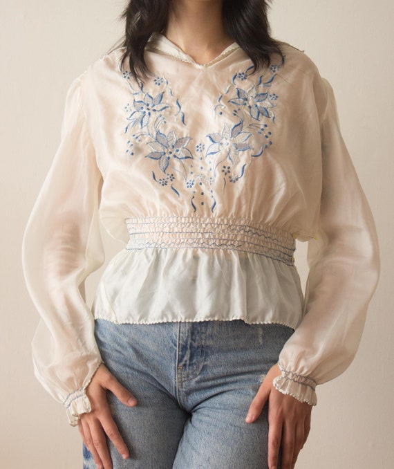 1940s Parachute Silk Embroidered Peasant Top - Bl… - image 3