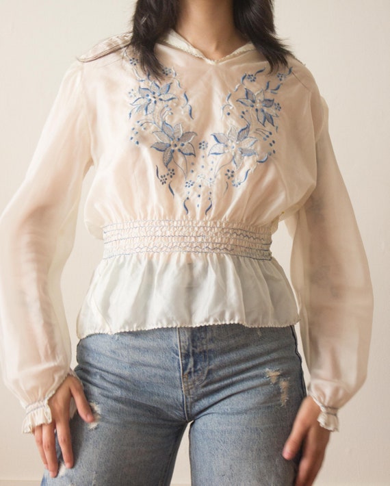 1940s Parachute Silk Embroidered Peasant Top - Bl… - image 2