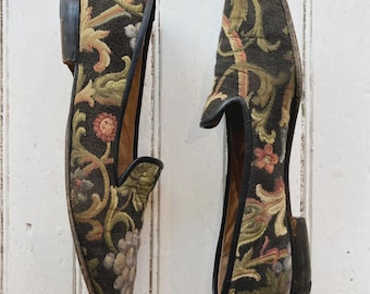 Vintage Stubbs & Wooten Baroque Floral and Grapes Wool Tapestry Slipper