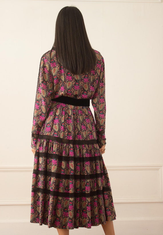 Early 1980s Albert Nipon Silk Printed Dress - image 3