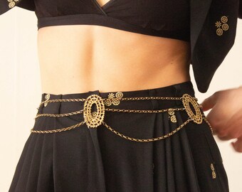 1970s Gold Link Hip Slung Chain Belt