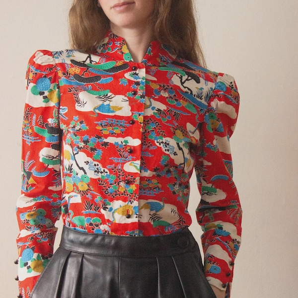 Blusa de algodón con estampado floral japonés de los años 70