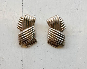 1980s Taxco Sterling Abstract Bow Clip Earrings