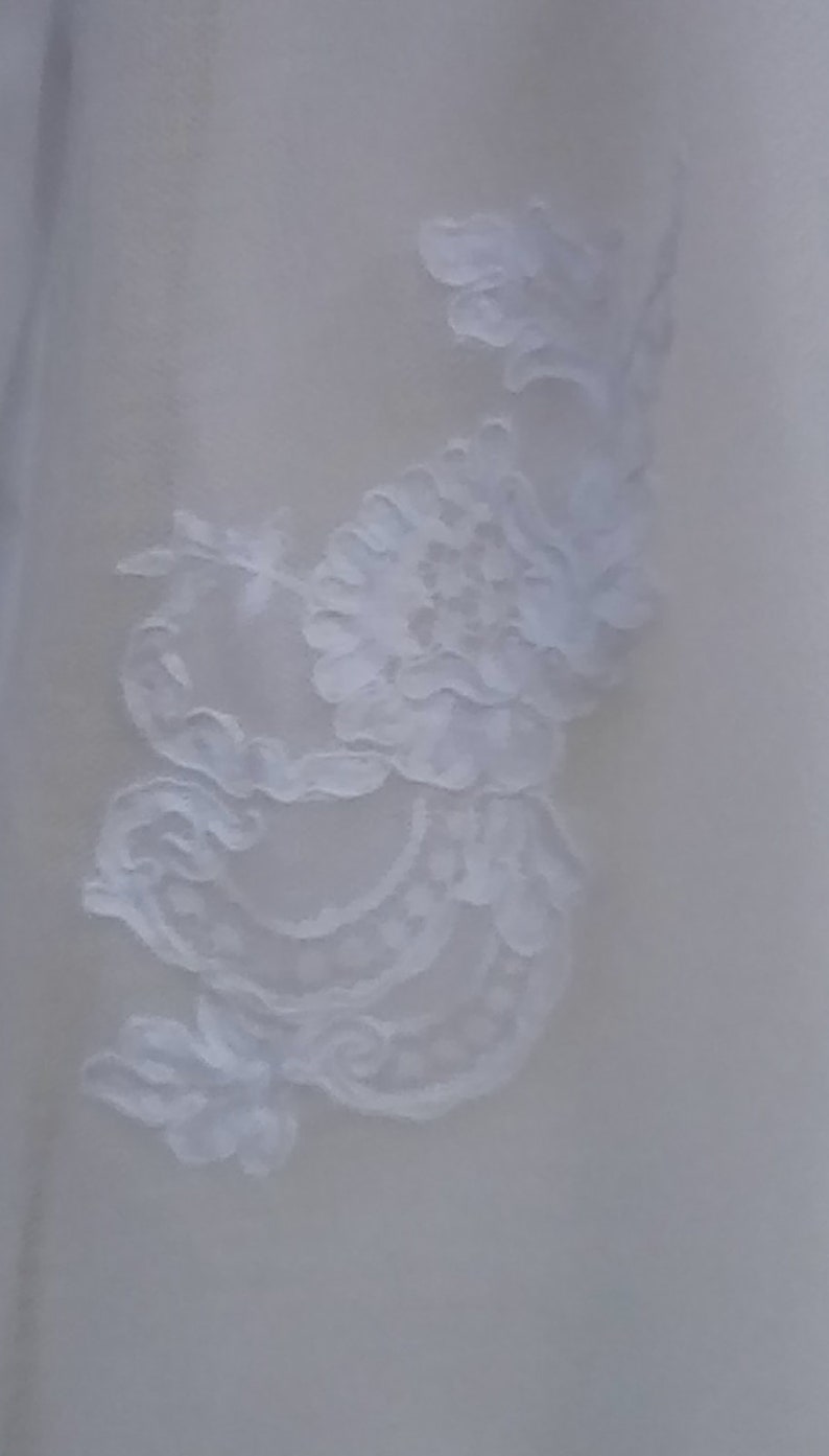 Lovely Bianchi Jackie Kennedy type Wedding Gown size 4