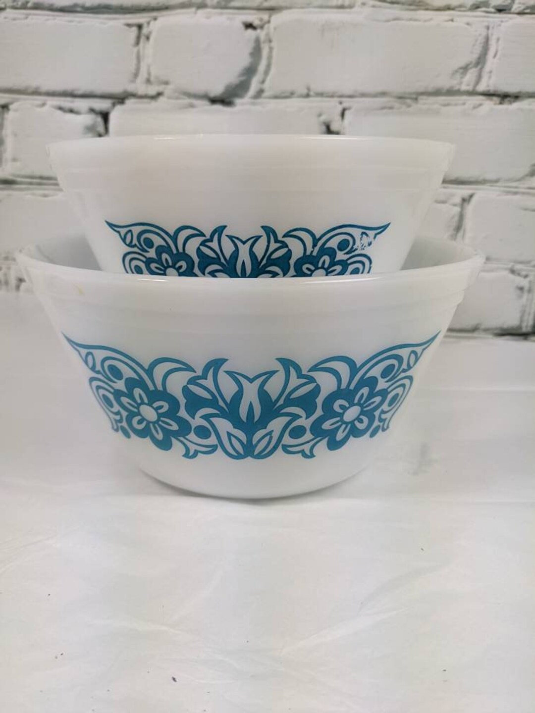 Vintage Federal Glass Mixing Bowl Set of 2 Blue Tulip Pattern Nesting