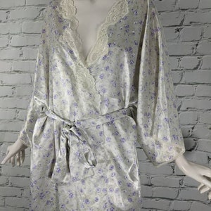 Satin robe, house coat, vintage satin robe, vintage house coat, kimono style robe, Purple flowers image 5