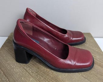 Red Leather square toe chunky heel, Vintage transit leather heels size 7