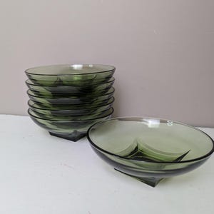 Hazel Atlas Capri Colony Glass Bowls – Set of 6 Green Mid-Century Modern Serving Bowls