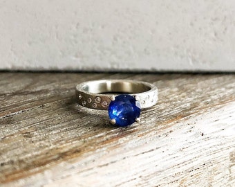 Round Blue Sapphire Gold Engagement Ring, Sapphire Ring with Side Diamonds