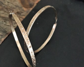 14K Gold Textured Hoop Earrings with White Diamonds