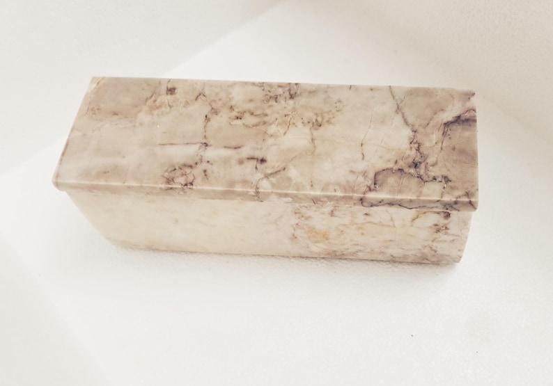 Dynasty Cream marble box weekly pill box 7"×2 1/4" height 2 3/8" box with weakly pill organizer FREE SHIPPING image 4