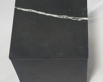 Handmade Marble Box 8"×8" height 8" Available in a variety of stones and colors Free Shipping to The United States.