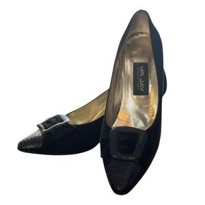 Vintage 80s Velvet Bow Pumps: Mr. Jay Heels, Made in Italy, Size 7