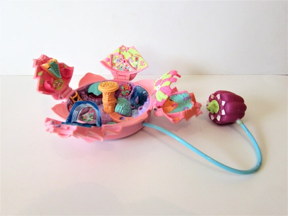 Bluebird Polly pocket Fountain fantasy nénuphar 1996 bluebird Bluebird Polly pocket Fountain fantasy nénuphar 1996 bluebird