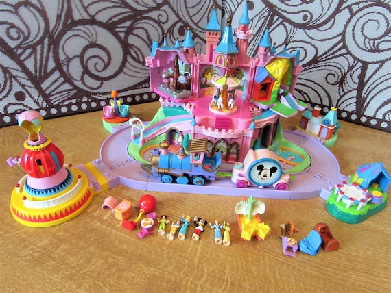 polly pocket magic kingdom