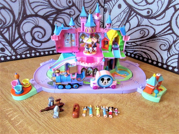 disneyland polly pocket