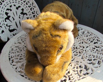 Large Vintage "Merry Thought" Tiger Night Case.  /MEMsArtShop.