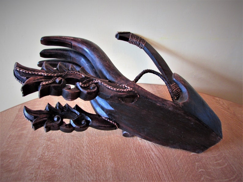 Very Unusual Large Heavy Carved Wood Sculptural Holder MEMsArtShop.