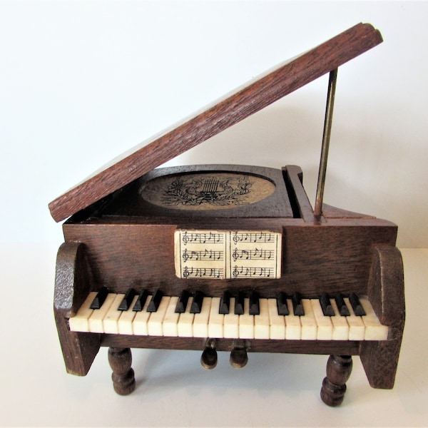 Stunning Vintage Wood Coaster Holder Within A  Novelty Piano Design  - Holding Six Coasters - Purchased In France.