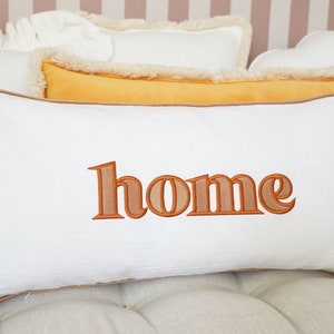 Taie d'oreiller décorative avec une inscription brodée Home décor de salon bohème, décoration maison en terre pour chambre, cadeau de pendaison de crémaillère beige image 7