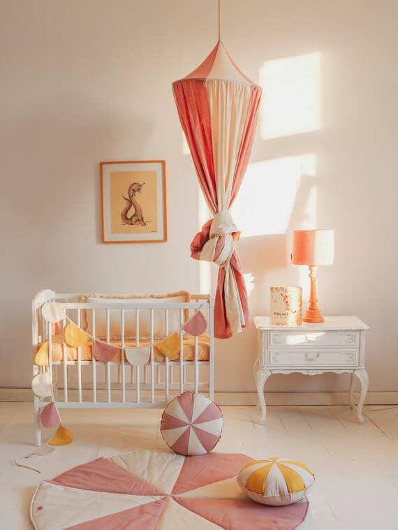 Circus bed canopy online