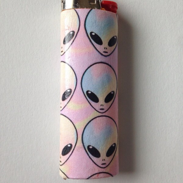 Psycadelic alien lighter, BUY 3 LIGHTERS get a 4th free