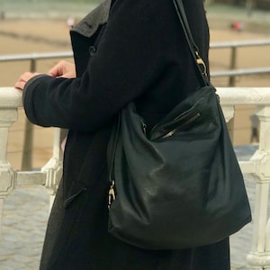 Backpack - Convertible Bag - Backpack - Crossbody bag in Black leather - Handmade - 3 in 1 - Donos backpack