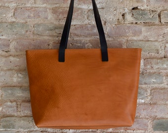 Camel Leather tote bag with zipper and inside lining. Cap Sa Sal Bag. Handmade.