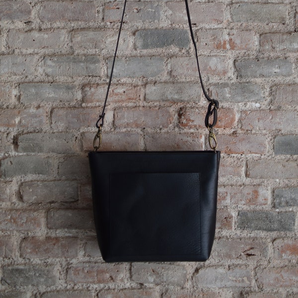 Crossbody leather bag with outside pocket and Zipper. Leather purse. Small Cap Sa Sal Bag in Black Leather. Handmade.