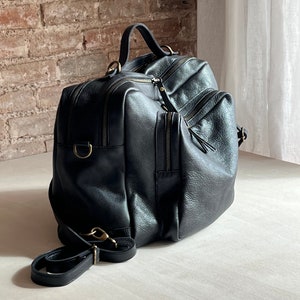 CONVERTIBLE BACKPACK. Oversized - Backpack - Shoulder Bag - Crossbody / Messenger Bag - 3 in 1 - Lisboa Bag.