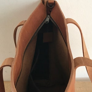Oversized Camel Leather tote bag with outside pockets. Cap Sa Sal Bag. Handmade. image 8