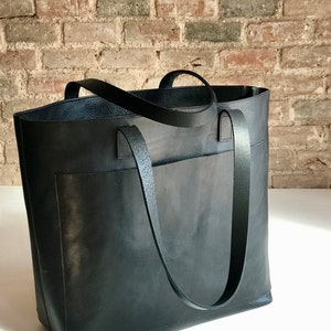 Oversized Black Leather Tote Bag With Outside Pockets. Cap Sa Sal Bag ...