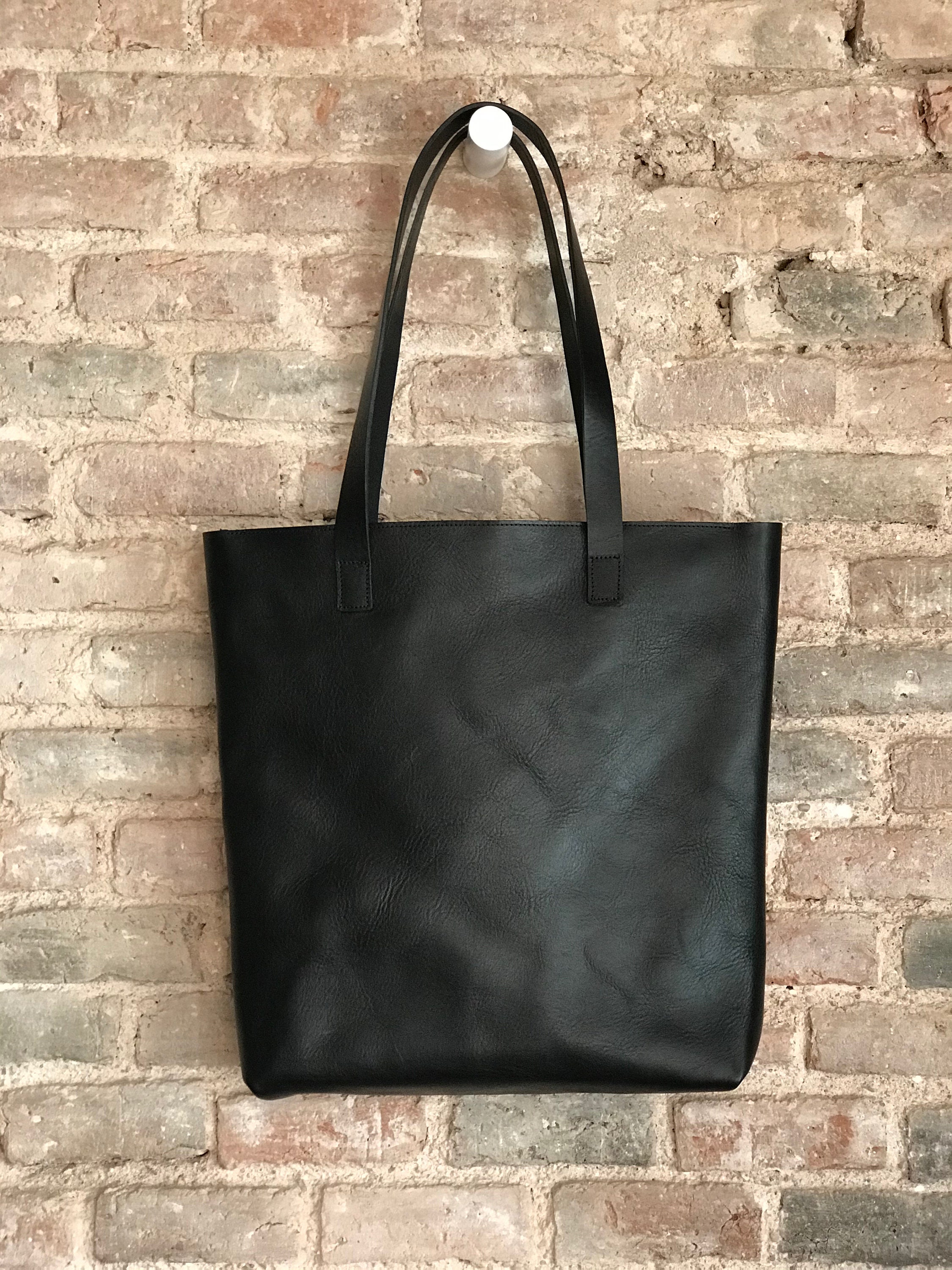 Tote Leather bag. 