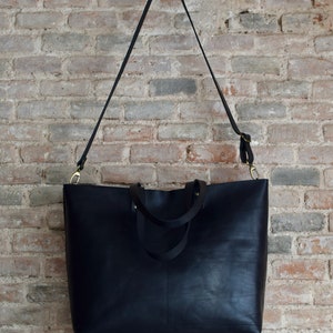 Weekender Leather bag. Black Oversized Tote. The big one from Cap Sa Sal Collection. Handmade. image 5