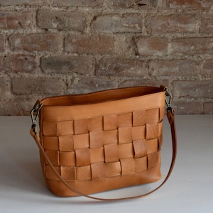 Crossbody bag. Small handbag/purse available in 4 colors. Hand braided, with zipper and lining. Vegetable tanned leather. Cadaques bag. image 1