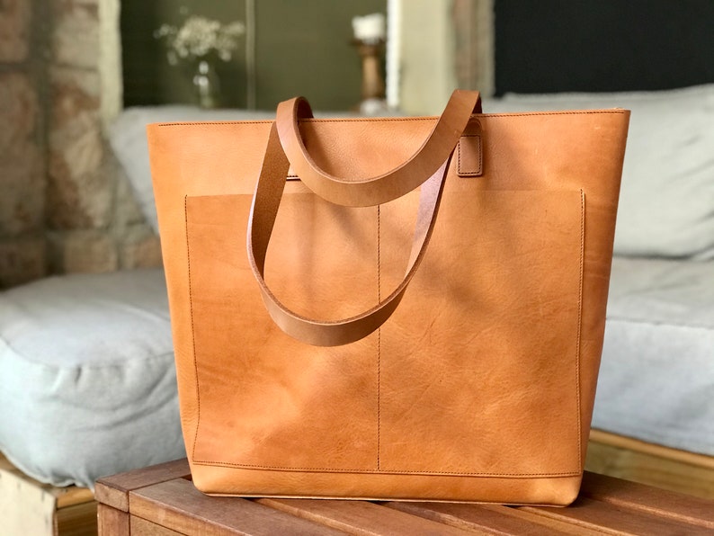 Oversized Camel Leather tote bag with outside pockets. Cap Sa Sal Bag. Handmade. image 2