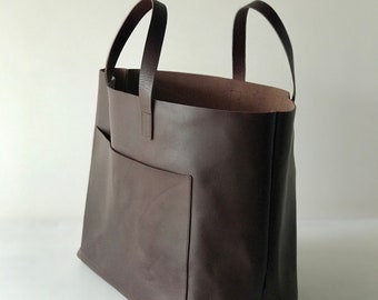 Oversized / weekender Dark Brown Leather tote bag with outside pocket. Cap Sa Sal Bag. Handmade.
