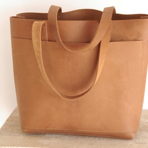 Camel Leather tote bag with large outside pocket. Cap Sa Sal Bag. Handmade. image 4