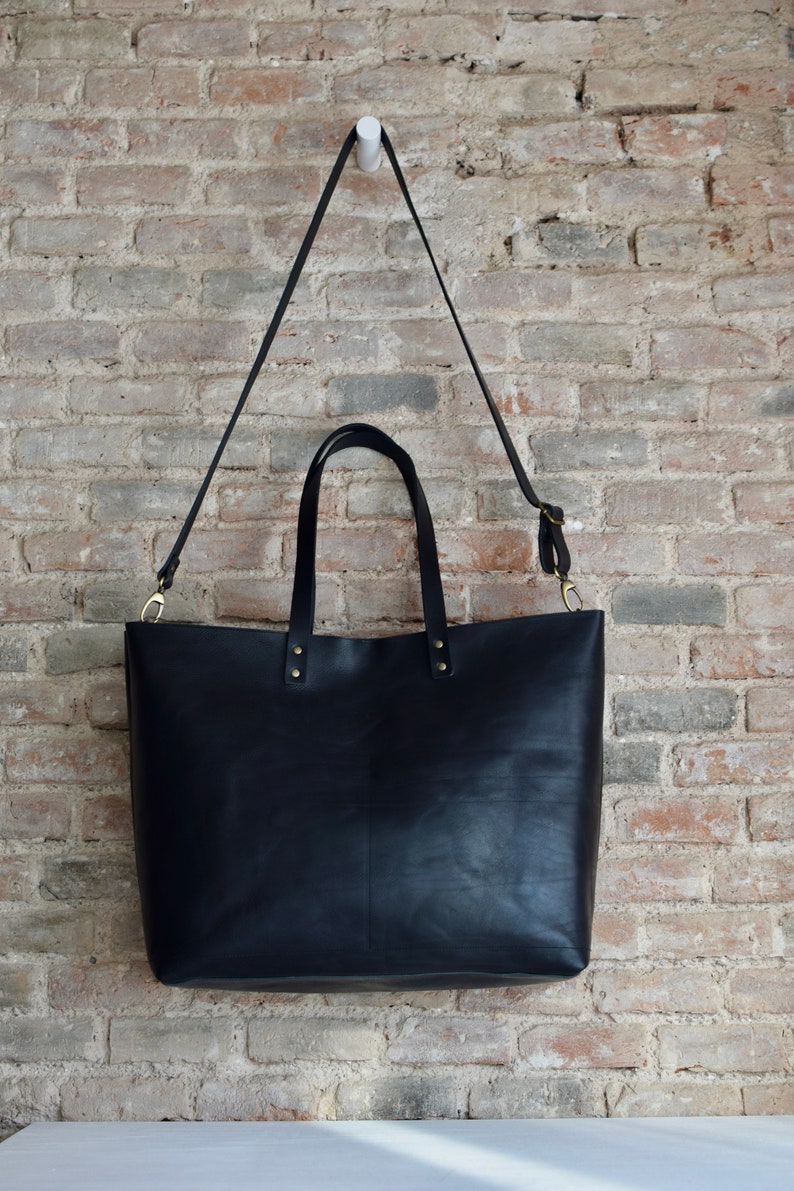 Weekender Leather bag. Black Oversized Tote. The big one from Cap Sa Sal Collection. Handmade. image 4